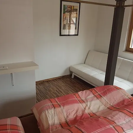 Pensionat Zur Frischen Quelle 3*