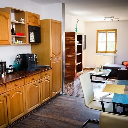 Zur Frischen Quelle Guest house